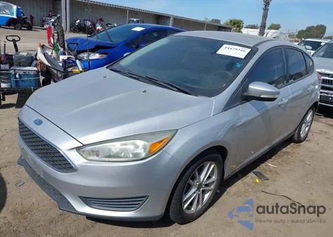 2015 Ford Focus Se z USA, uszkodzony, nr VIN 1FADP3KE7FL256883